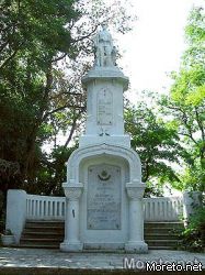 Паметник на Граничаря Морската градина