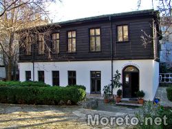 Църквата Св.Архангел Михаил