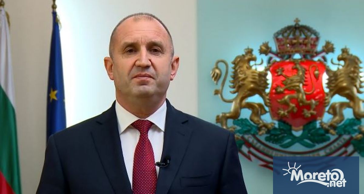 Президентът Румен Радев подписа указ за разпускане на 2 август