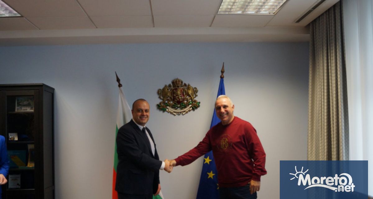 Министърът на туризма Христо Проданов проведе среща с Христо Стоичков