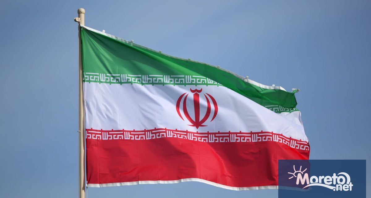 Представители на трите власти в Иран - сизпълнителната, законодателната и