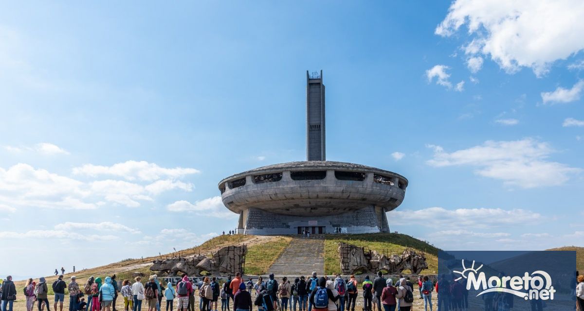 Местен референдум за собствеността на паметника Бузлуджа се провежда в