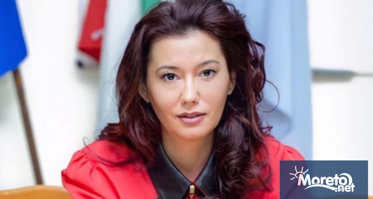 Иванка Динева, която се отказа от надпреварата за управителския пост