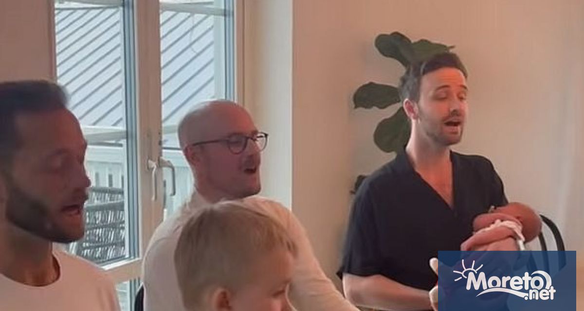 Петима шведски бащи, пеещи капела поп песни, докато се грижат