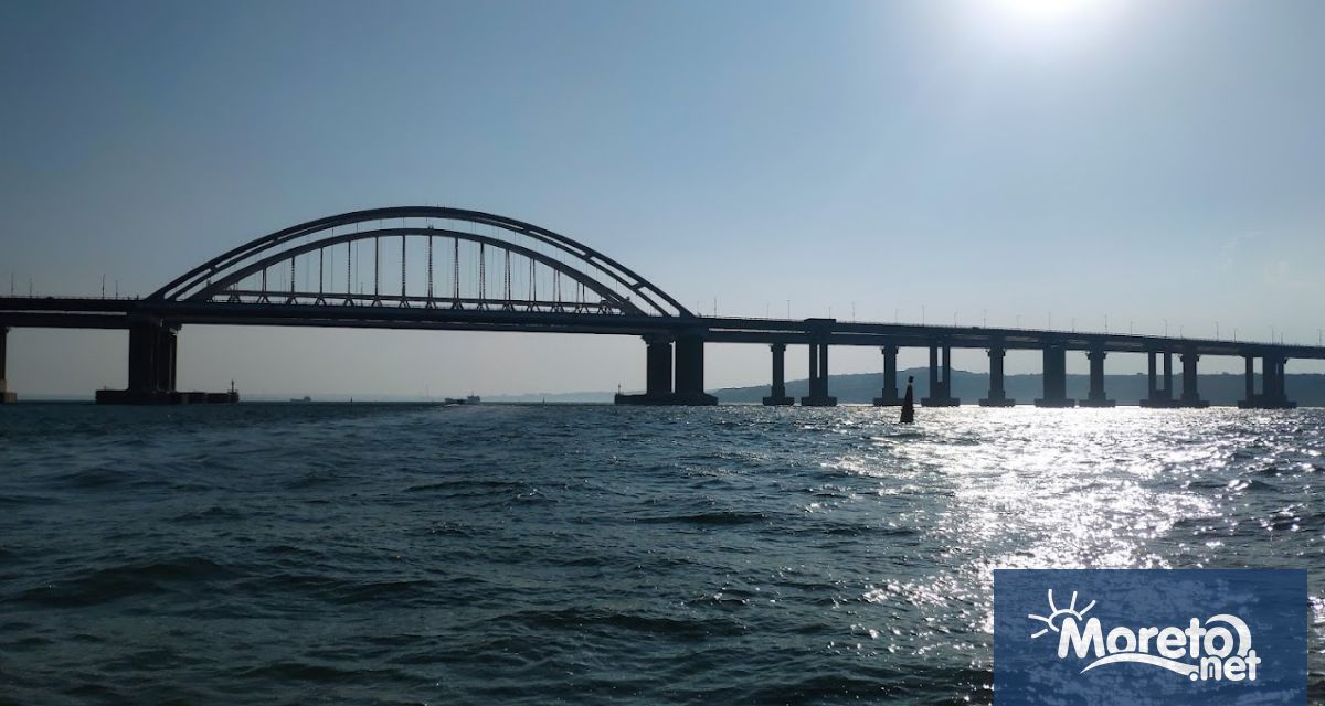 В четвъртък Украйна е атакувала Кримския мост с десет оперативно тактически