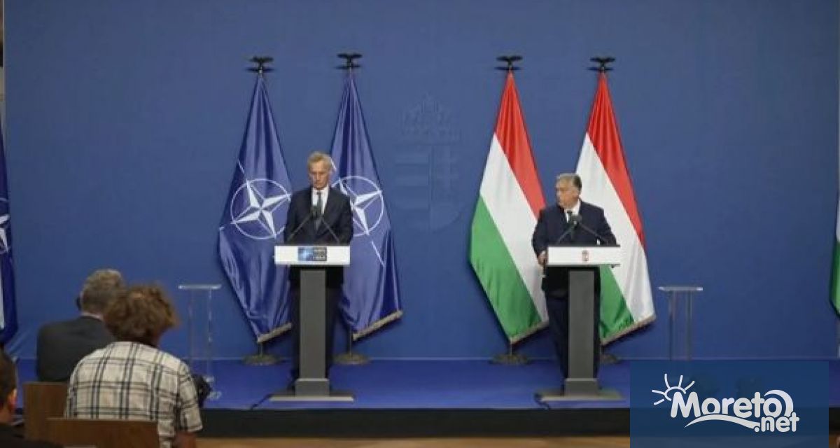 Унгарският президент Виктор Орбан и генералният секретар на НАТО Йенс