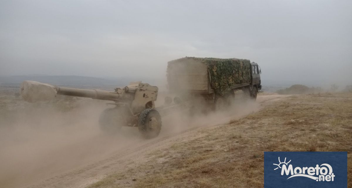 Придвижване на личен състав и военна техника на Сухопътните войски